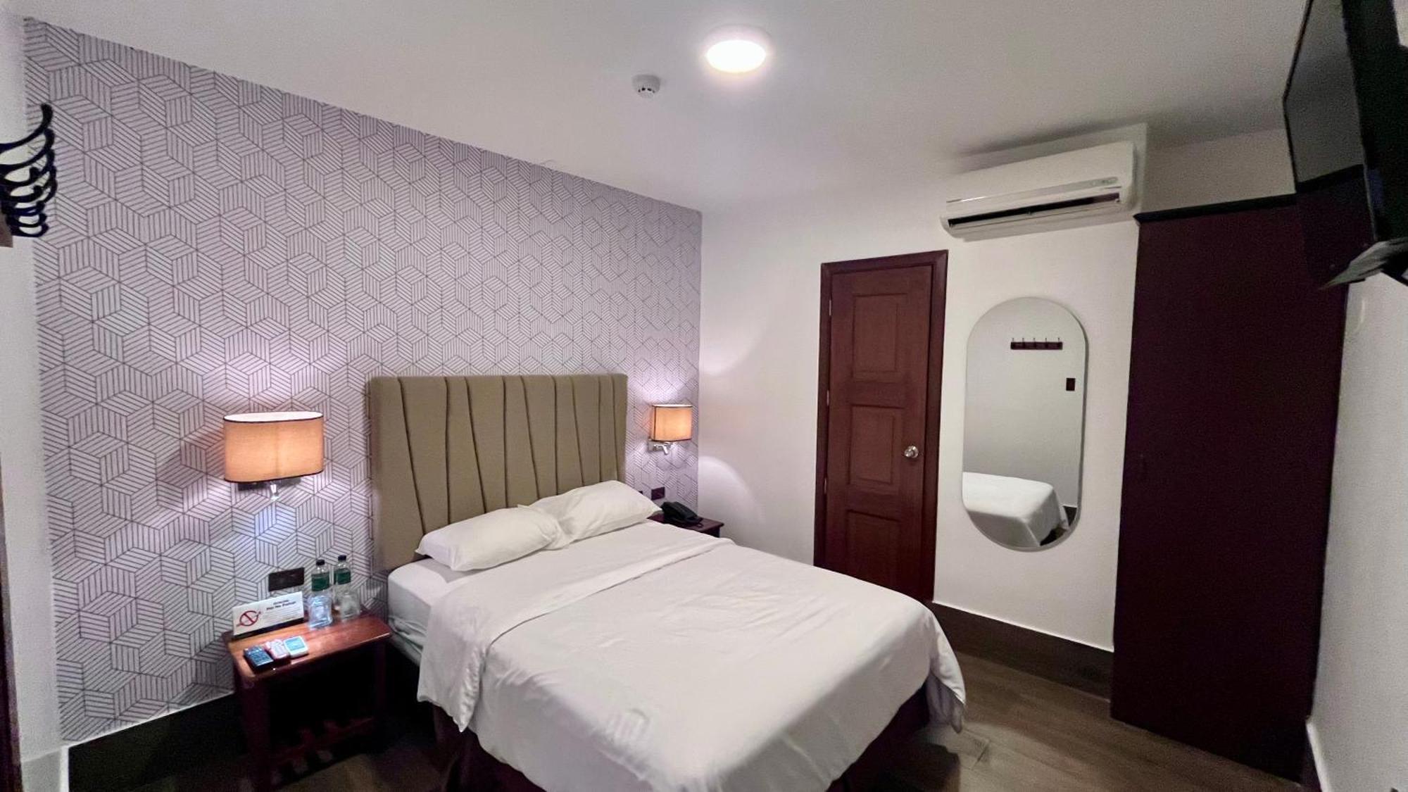 Hotel Patrimonial By Greenfield Guayaquil Exterior photo